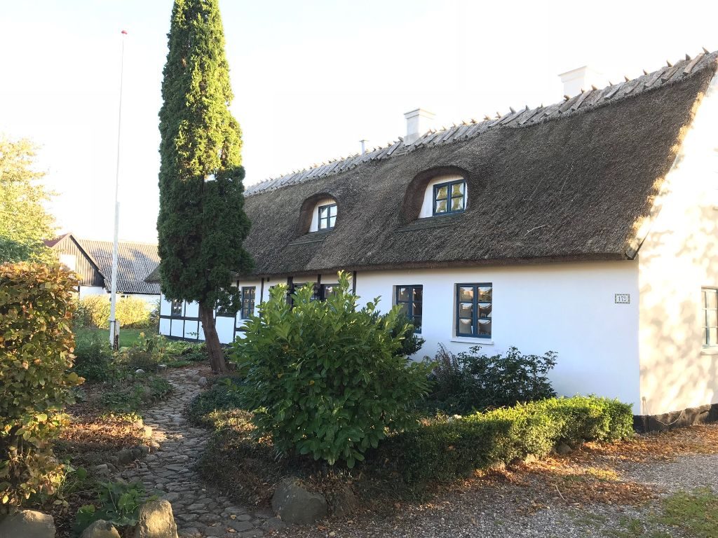 Mit hus på landet, mellem Faxe, Køge og Haslev